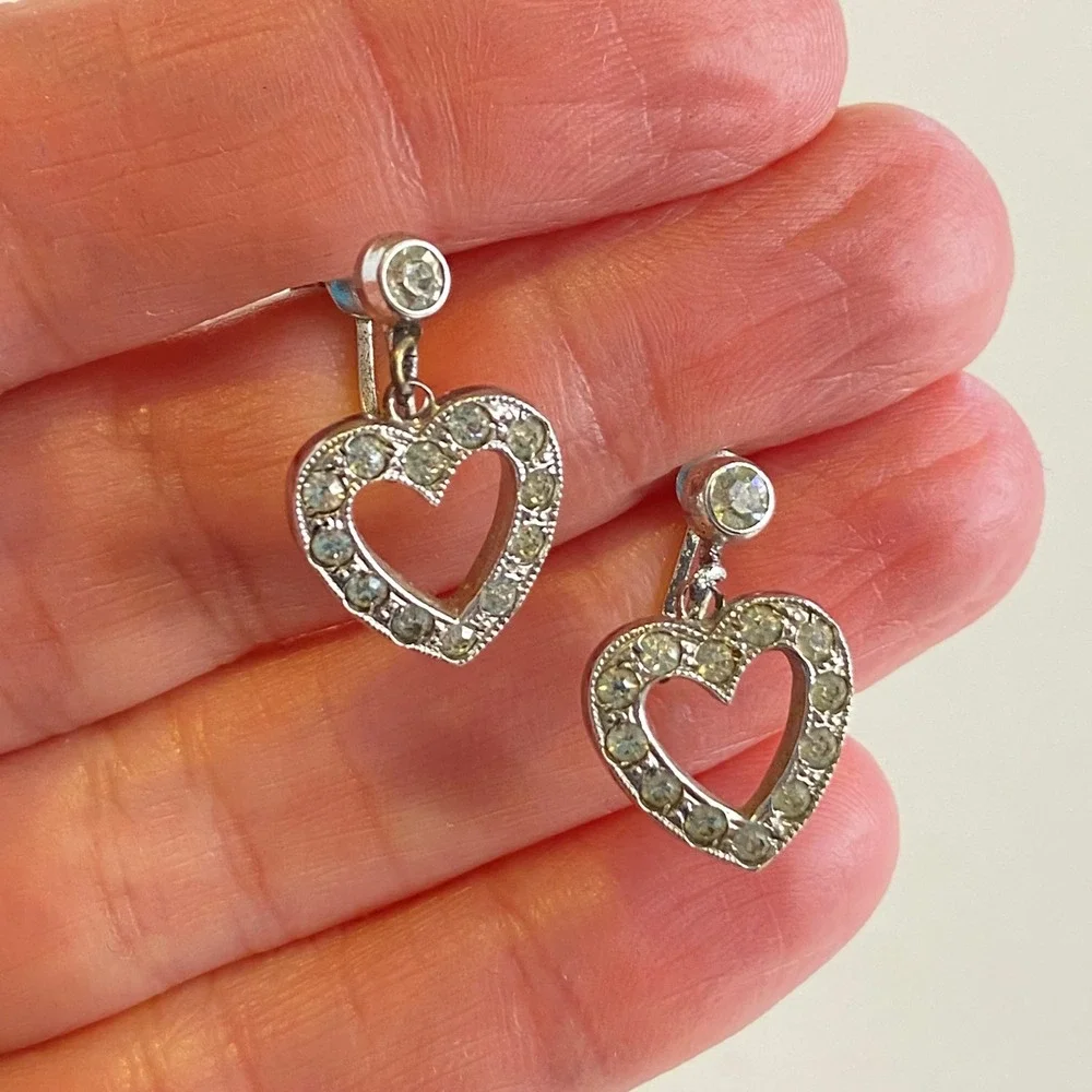 Vintage Sterling‎ Silver Rhinestone Heart Screw Back Earrings Romantic Bridal